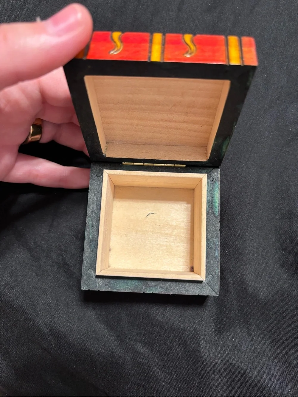 N/A small decorative